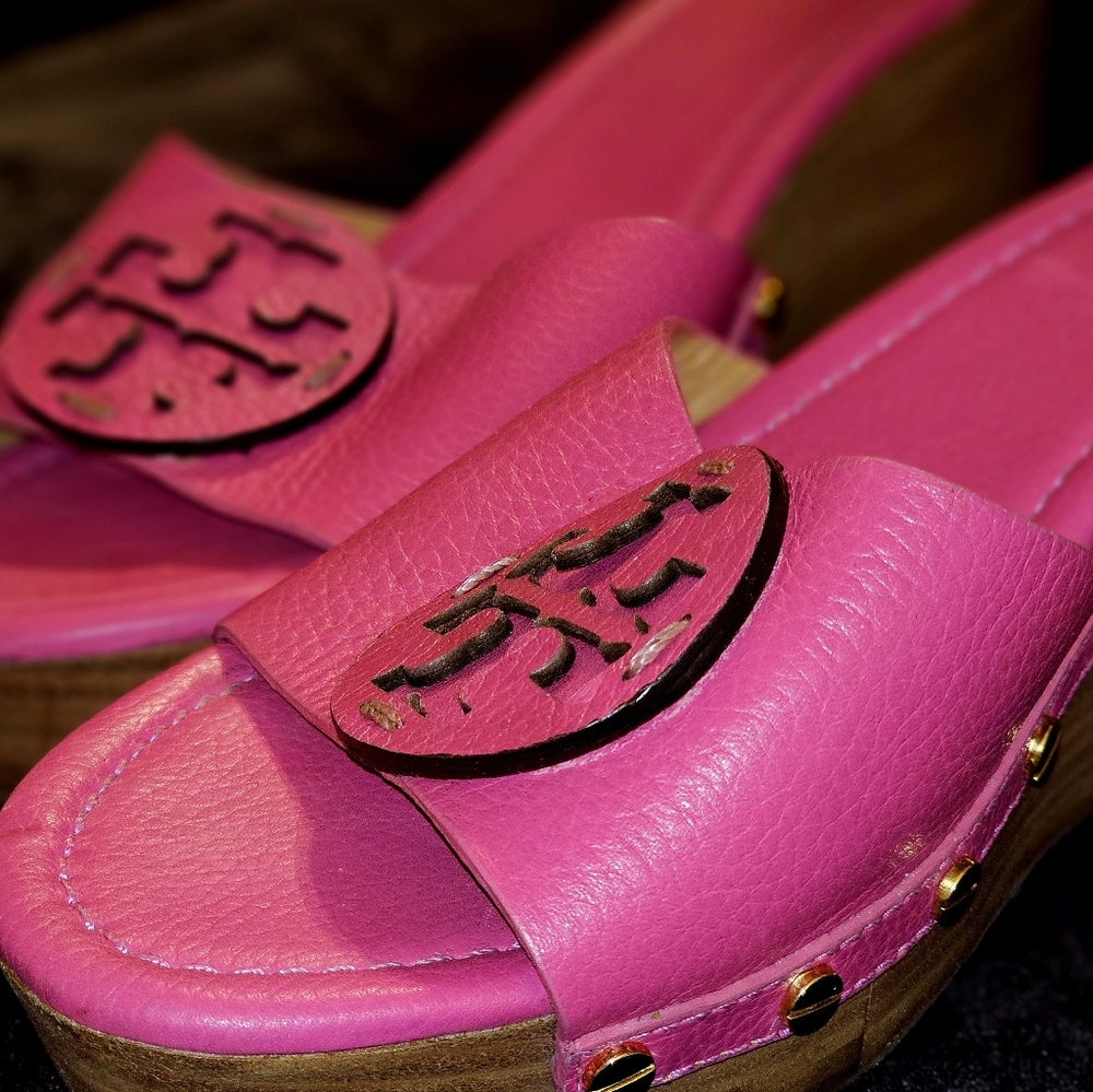 Tory Burch Pink Wedge Mules with Decorative Detail - Picture 3 of 6